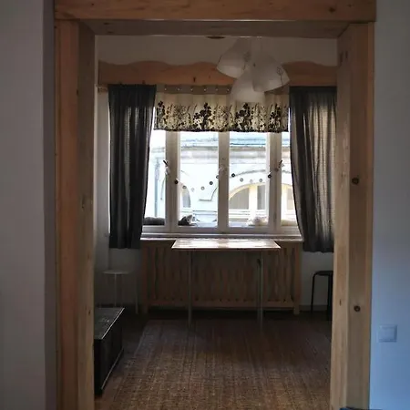Apartment Rapunzel's Tower In Winterfell - Near The Citadel
